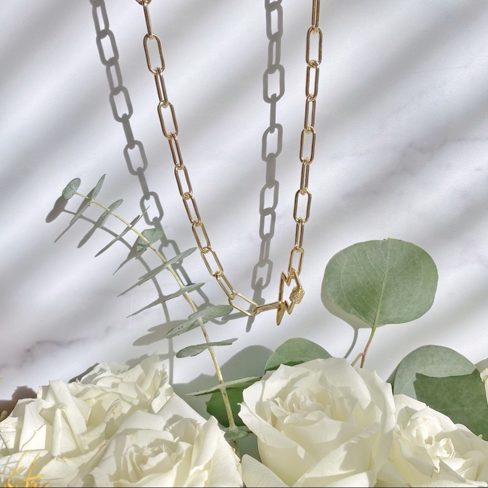 Golden chain choker with crystal lightning detail